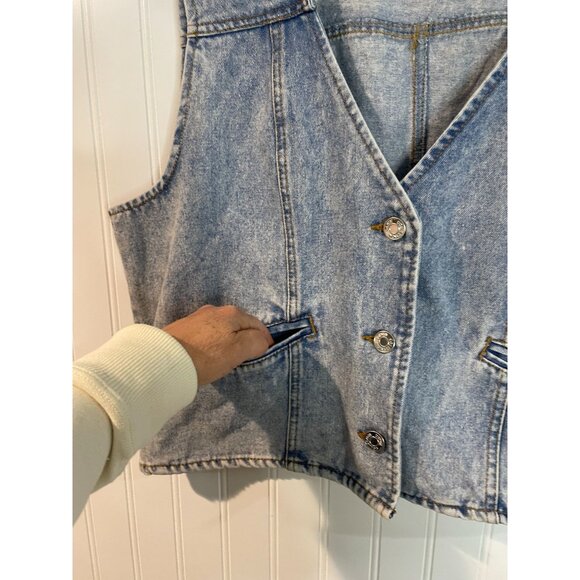 Cavalini Denim Collection Womens Medium Wash Sleeveless Vest With Button - Picture 3 of 8